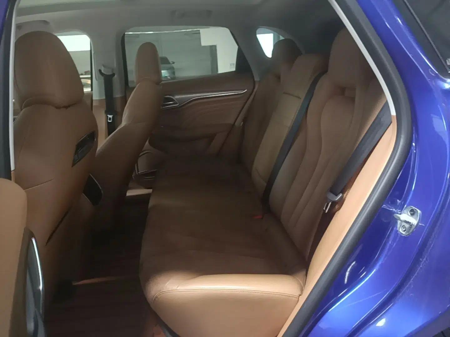 Roewe MARVEL X 2018 All-Wheel-Drive Model — миниатюра 20