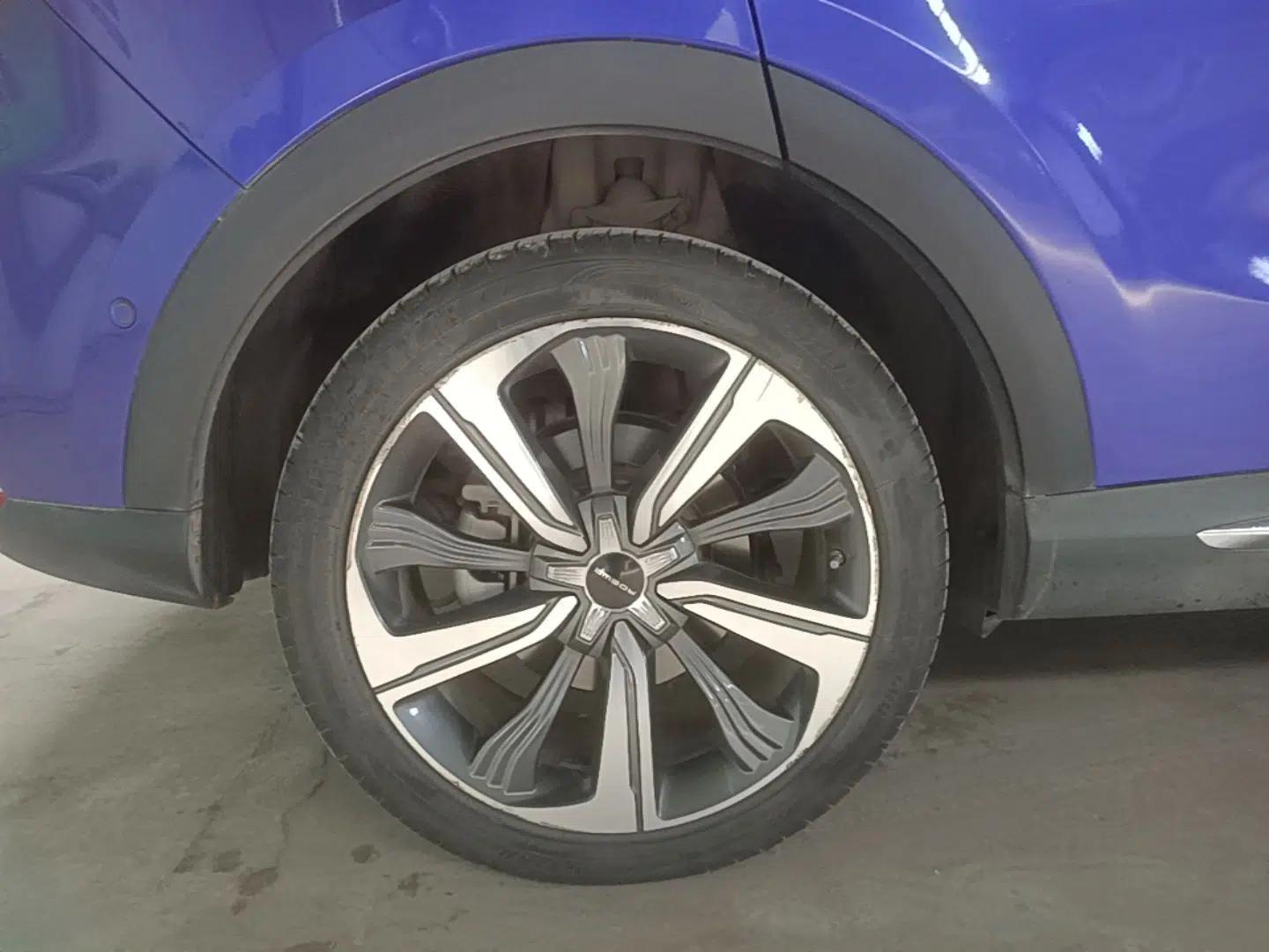 Roewe MARVEL X 2018 All-Wheel-Drive Model — миниатюра 10