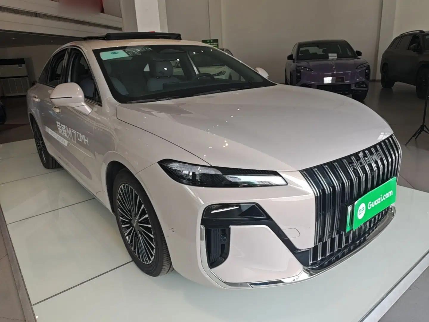 Roewe M7 DMH 2025 Model 160km Premium Version — миниатюра 3