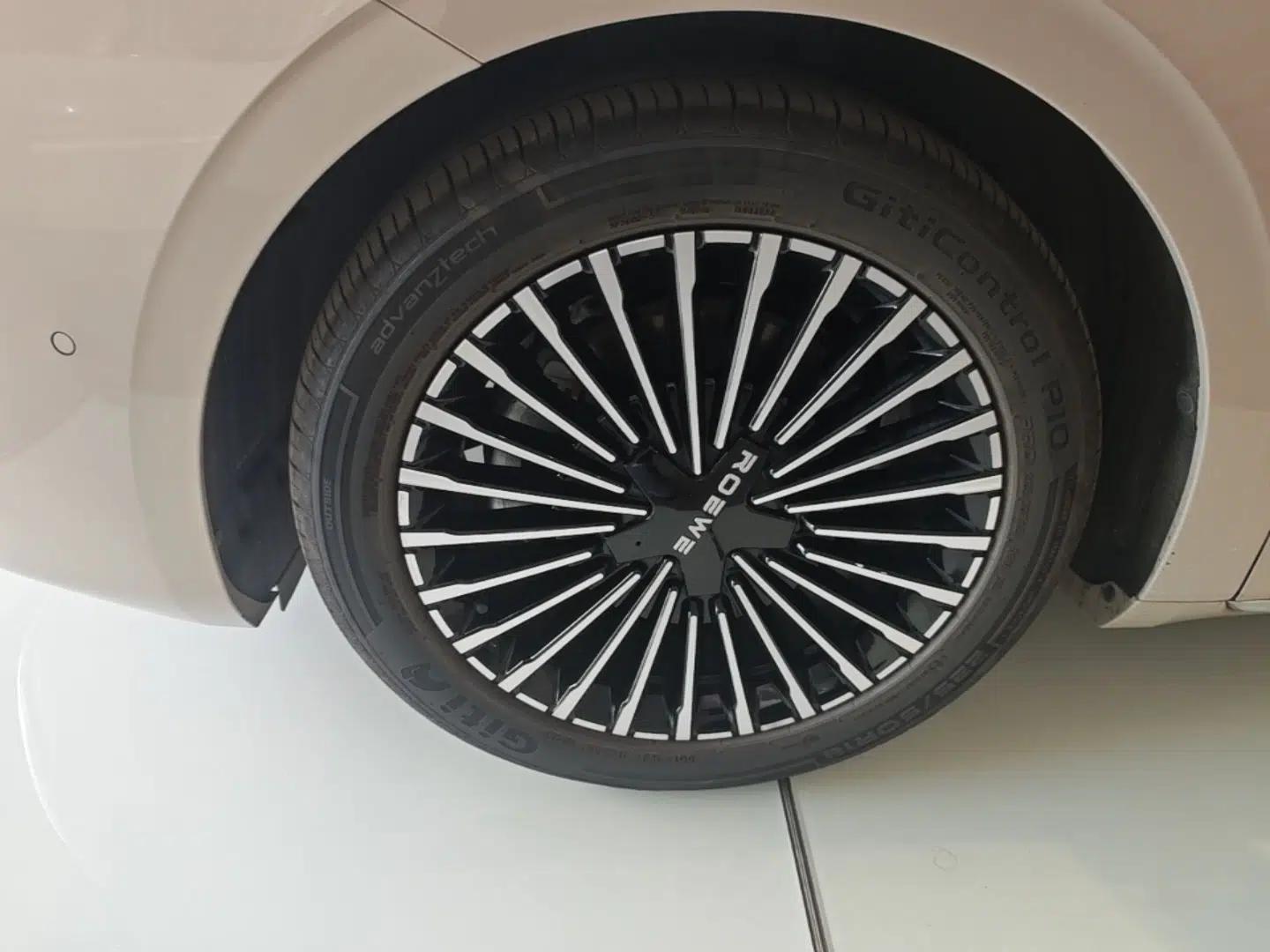 Roewe M7 DMH 2025 Model 160km Premium Version — миниатюра 8