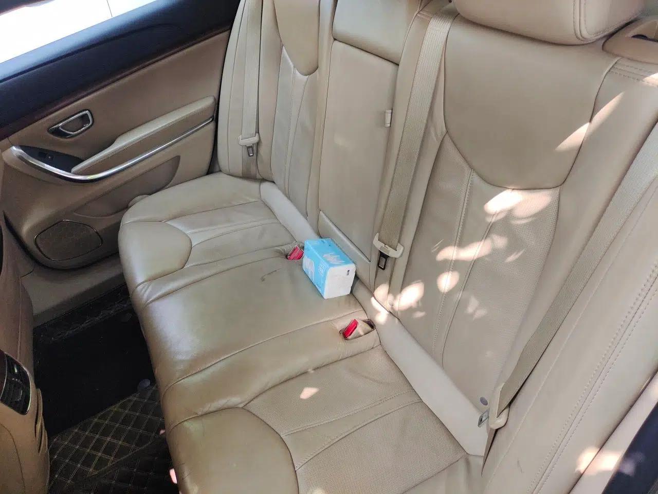 Roewe 950 2012 2.4L Luxury Edition — миниатюра 18