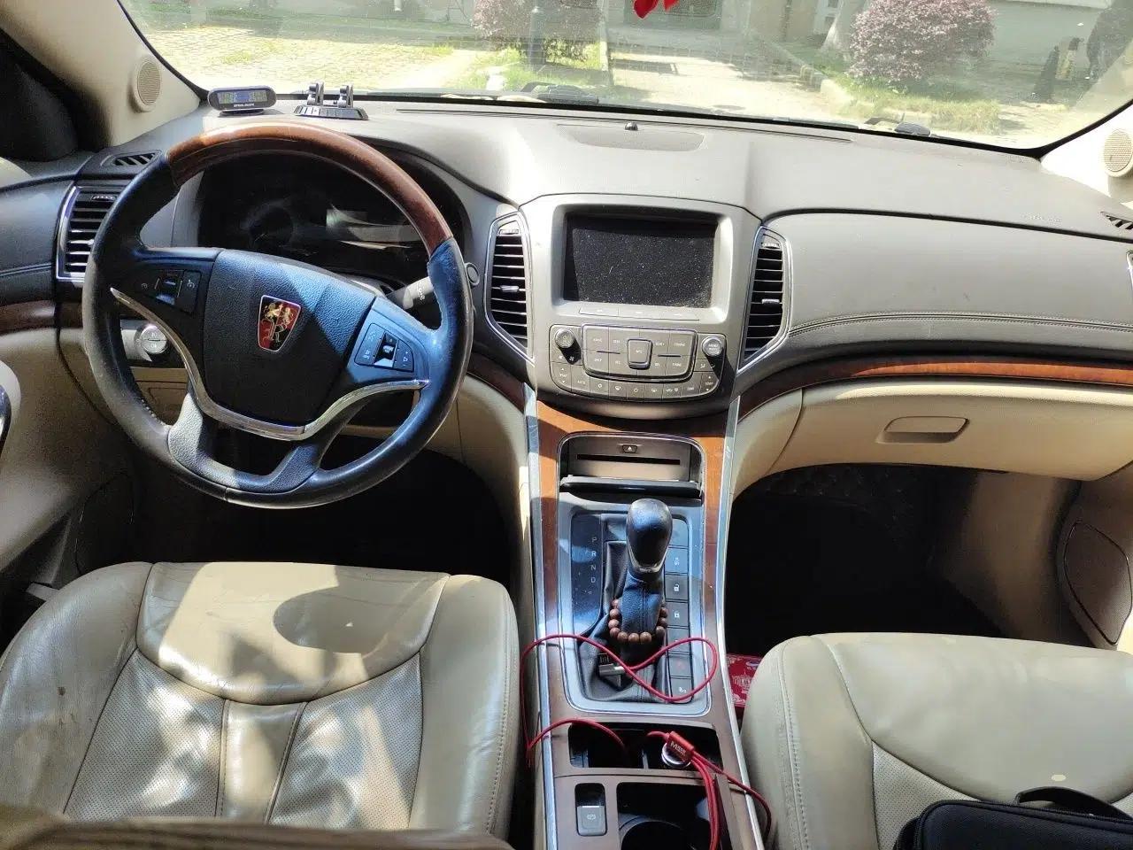 Roewe 950 2012 2.4L Luxury Edition — миниатюра 10