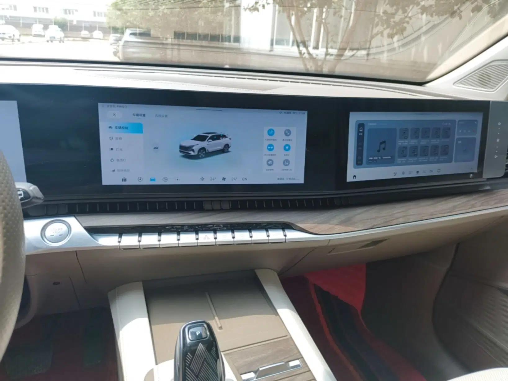 Roewe RX9 2023 2.0T Two-Wheel Drive Enjoyment Version — миниатюра 15