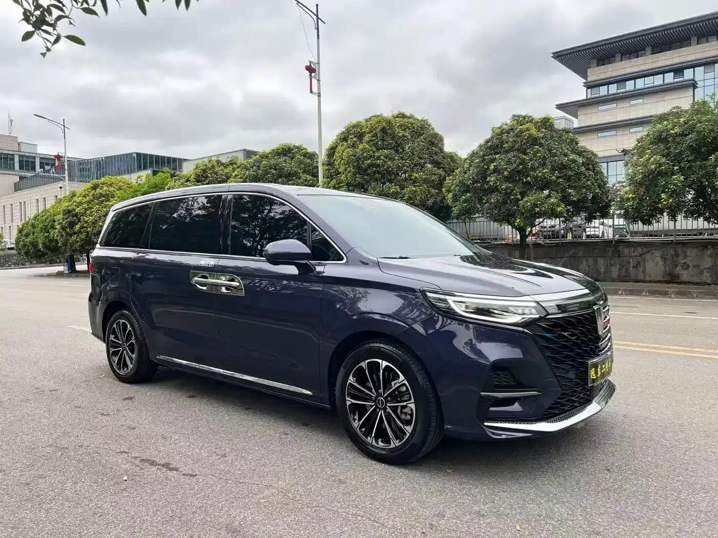 Roewe iMAX8 2021 400TGI Flagship Edition — миниатюра 3