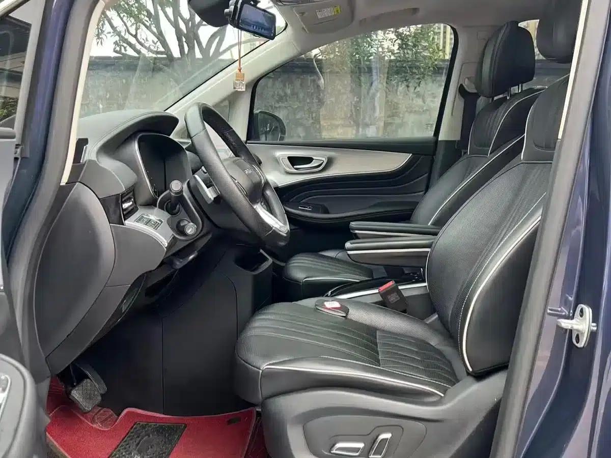 Roewe iMAX8 2021 400TGI Flagship Edition — миниатюра 7
