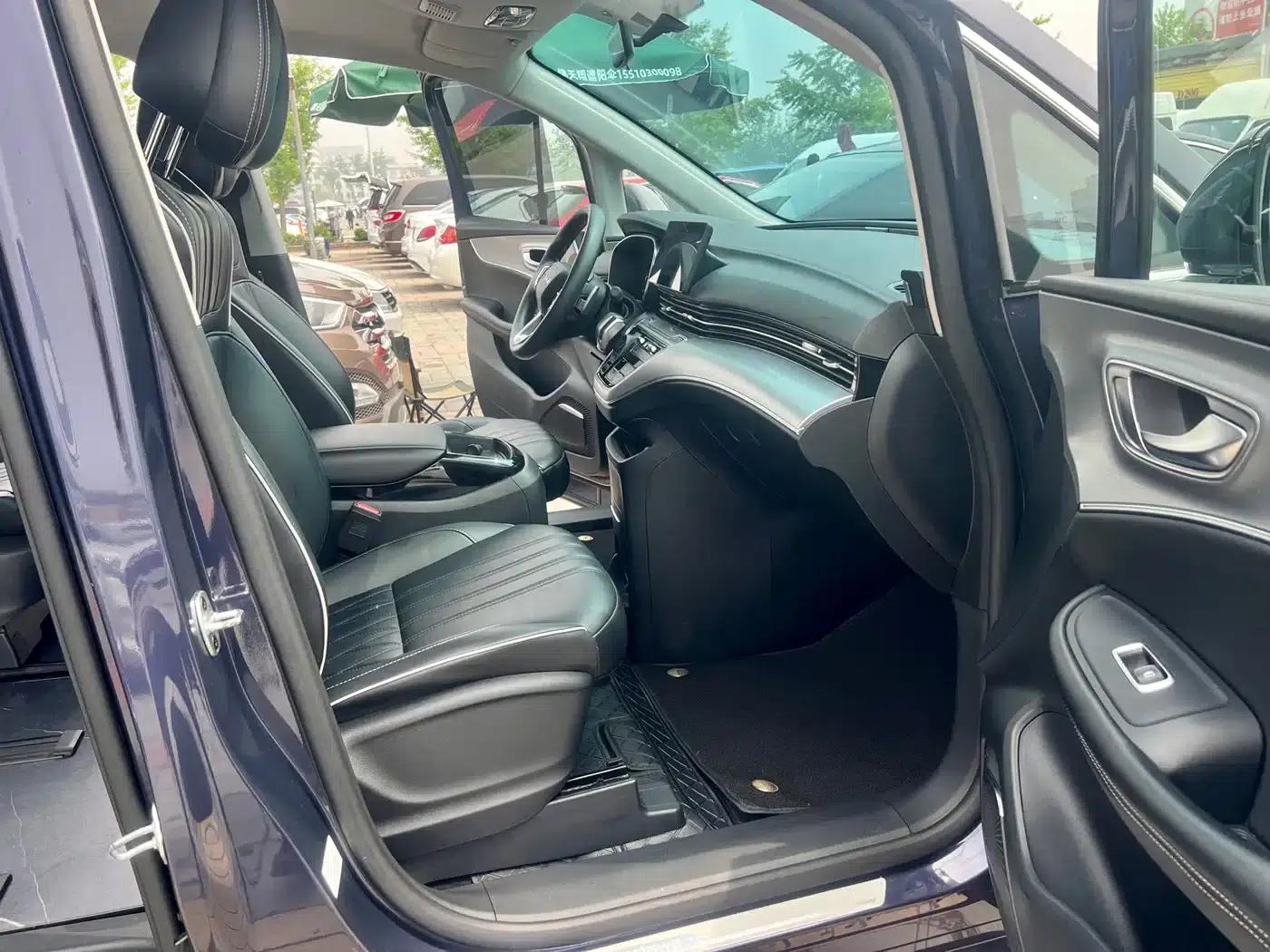 Roewe iMAX8 2021 400TGI Flagship Edition — миниатюра 16