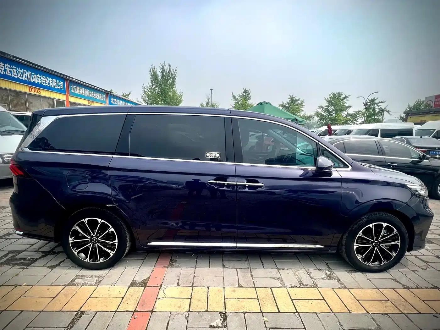 Roewe iMAX8 2021 400TGI Flagship Edition — миниатюра 4