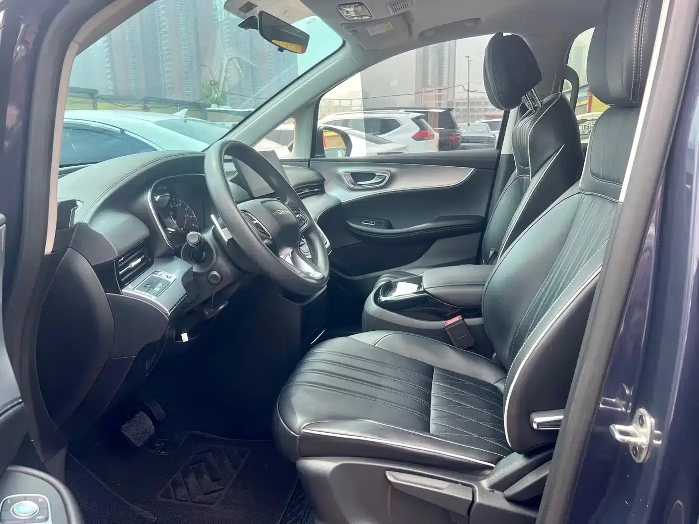 Roewe iMAX8 2021 400TGI Flagship Edition — миниатюра 10