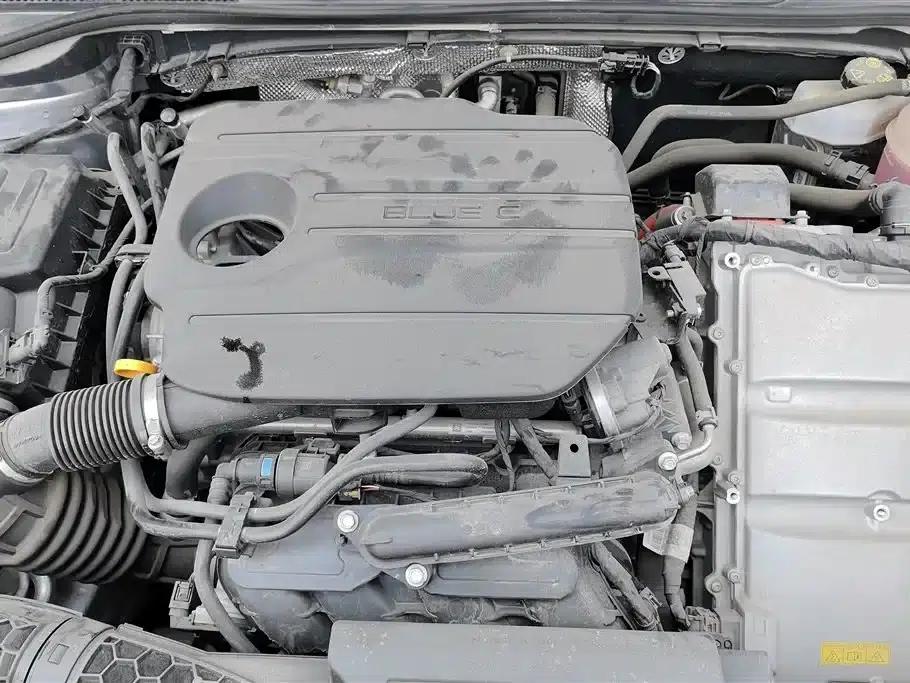 Roewe D7 2023 DMH 125km Flagship Edition — миниатюра 10