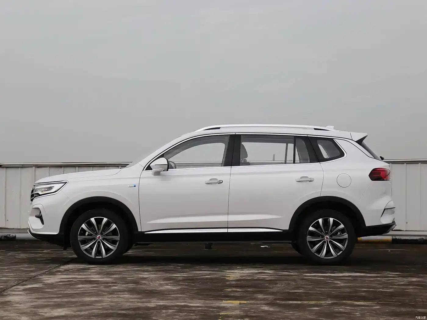 Roewe RX5 MAX 2019 300TGI Automatic Intelligent Cockpit Luxury Edition — миниатюра 4