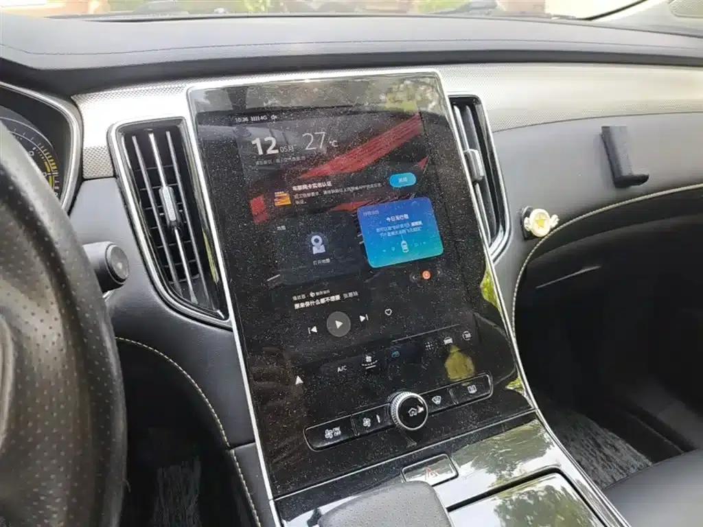 Roewe i6 MAX New Energy 2020 1.5T PHEV Cool Edition — миниатюра 13