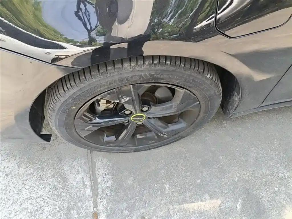 Roewe i6 MAX New Energy 2020 1.5T PHEV Cool Edition — миниатюра 23