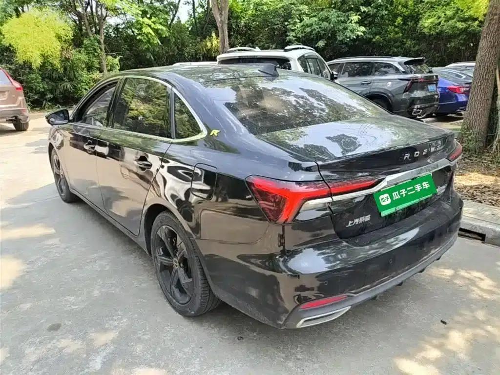 Roewe i6 MAX New Energy 2020 1.5T PHEV Cool Edition — миниатюра 5