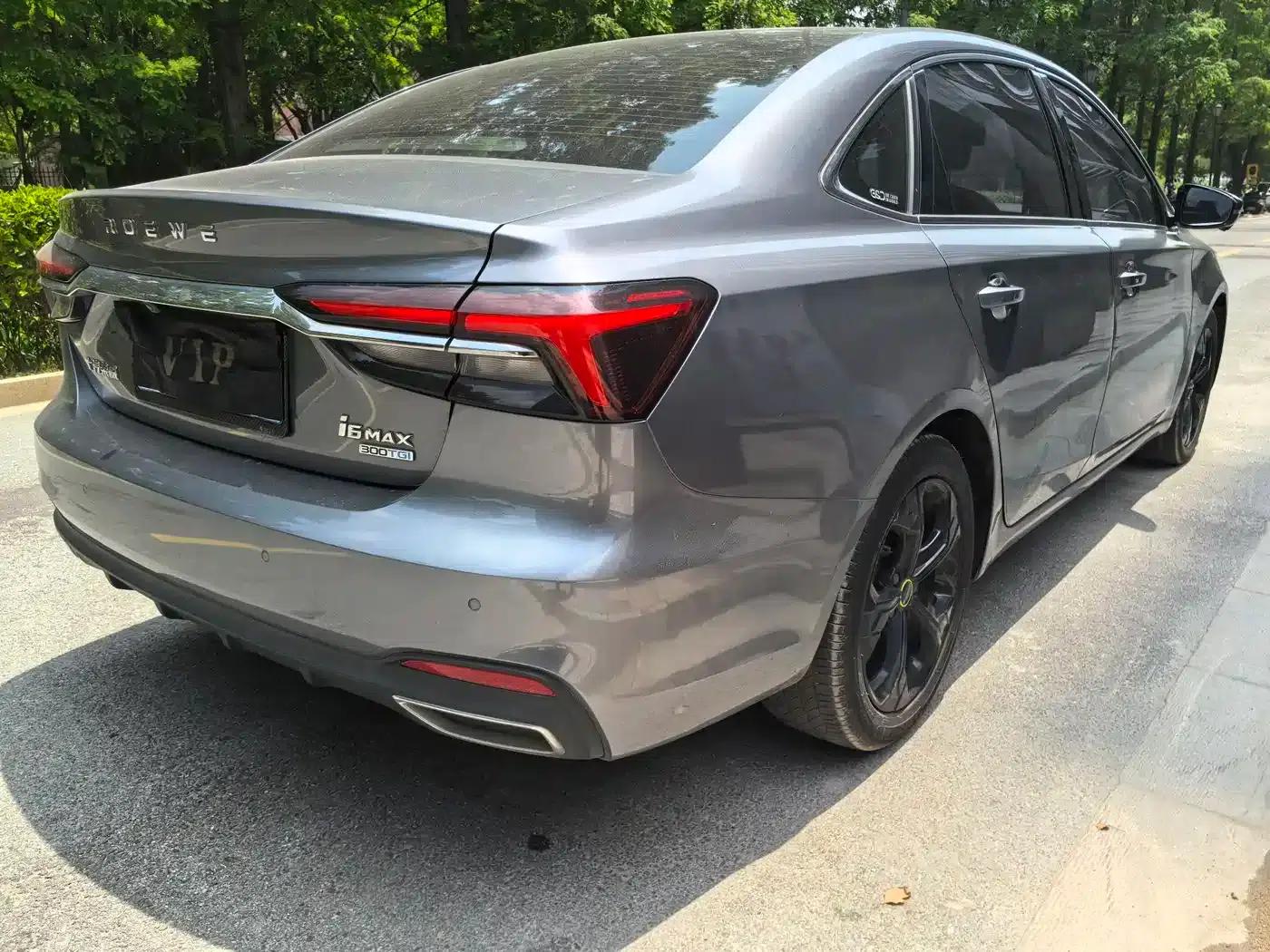 Roewe i6 MAX 2020 300TGI Automatic Cool Panoramic Sunroof Edition — миниатюра 11