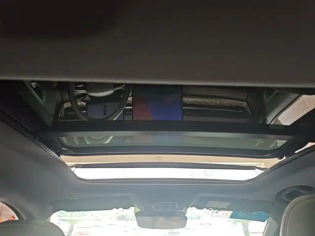 Roewe M7 DMH 2025 160km Premium Edition — миниатюра 18
