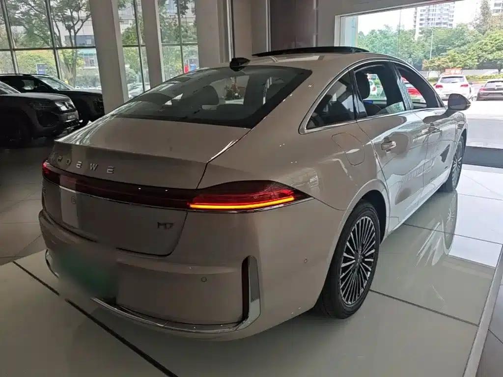 Roewe M7 DMH 2025 160km Premium Edition — миниатюра 7