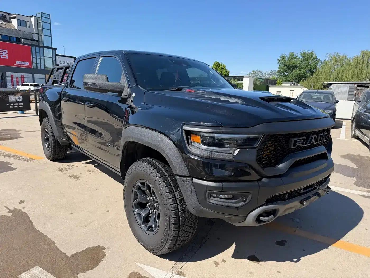 RAM Trucks Tyrannosaurus Rex 2022 6.2T Automatic — миниатюра 3