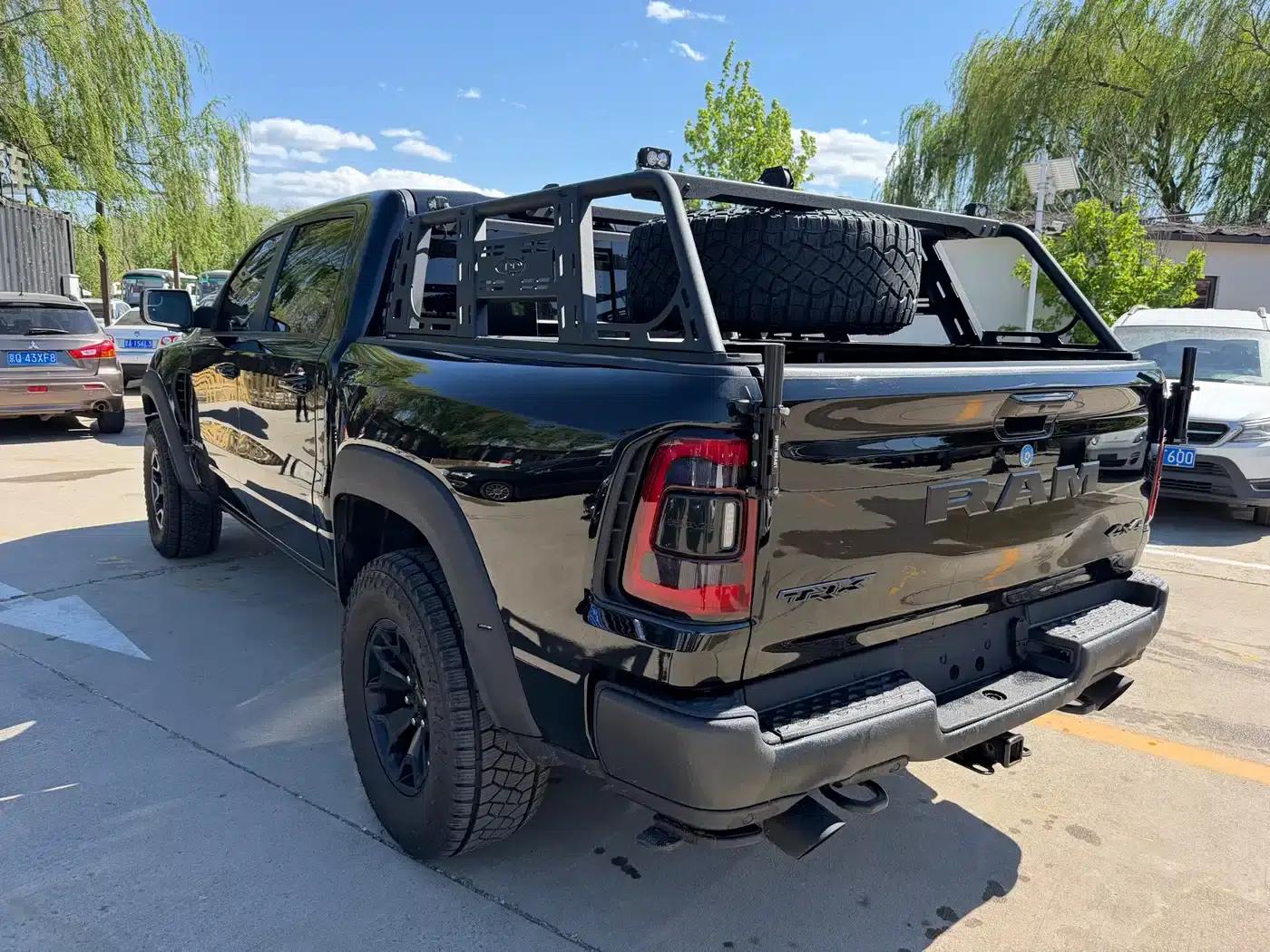 RAM Trucks Tyrannosaurus Rex 2022 6.2T Automatic — миниатюра 6