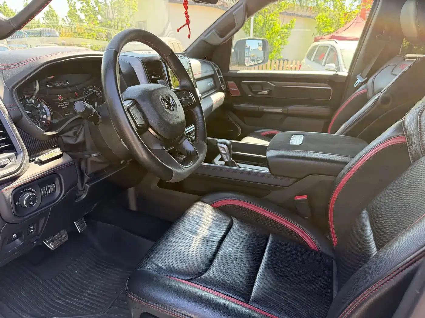 RAM Trucks Tyrannosaurus Rex 2022 6.2T Automatic — миниатюра 8
