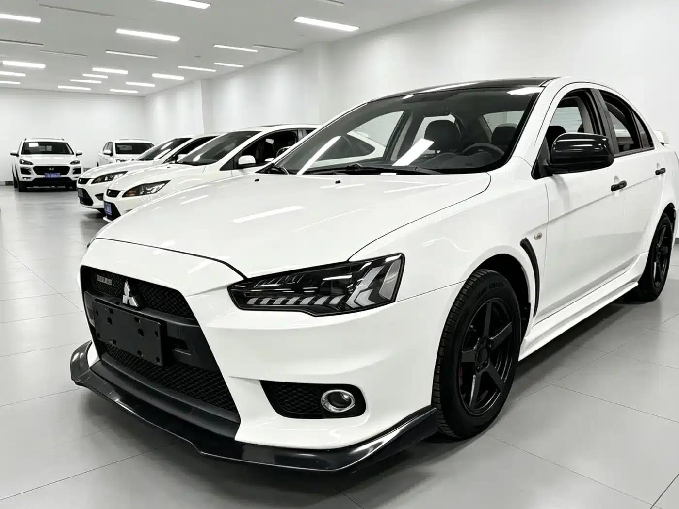Lancer EX 2015 1.6L Manual Fashion Edition — миниатюра 2