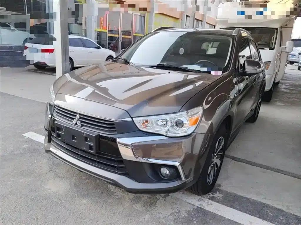 2018 ASX 2.0L CVT 2WD Premium Edition — миниатюра 2