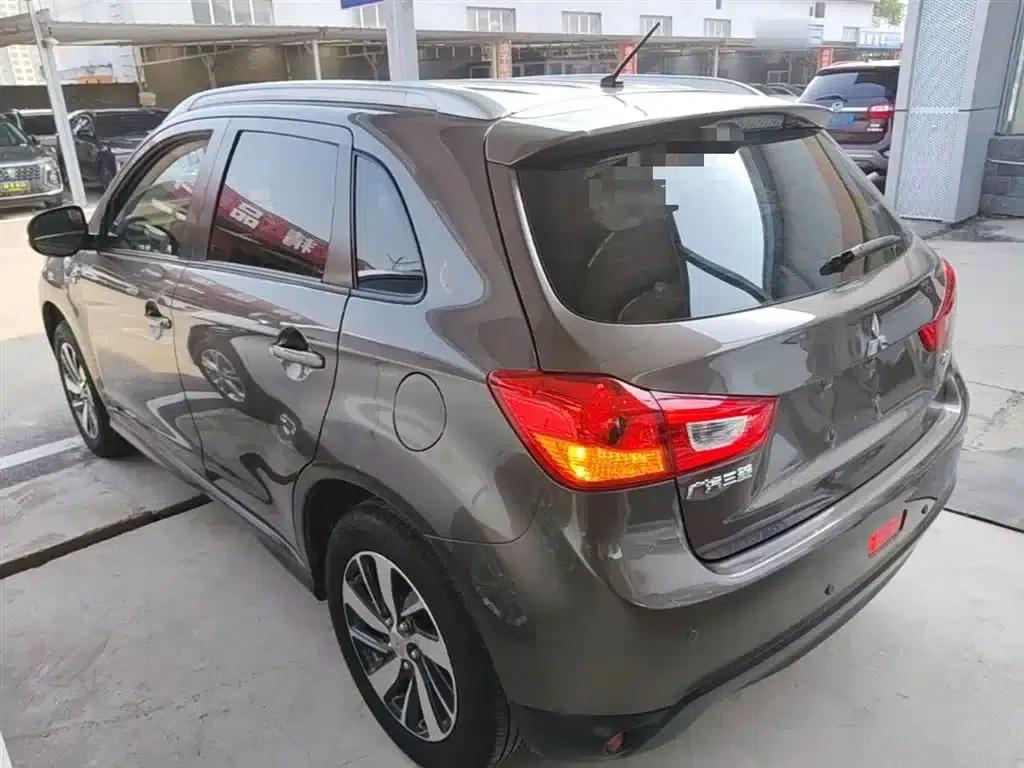 2018 ASX 2.0L CVT 2WD Premium Edition — миниатюра 5