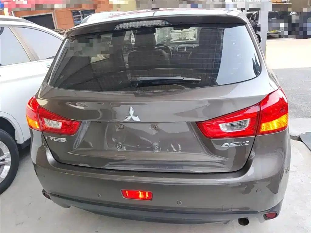2018 ASX 2.0L CVT 2WD Premium Edition — миниатюра 6