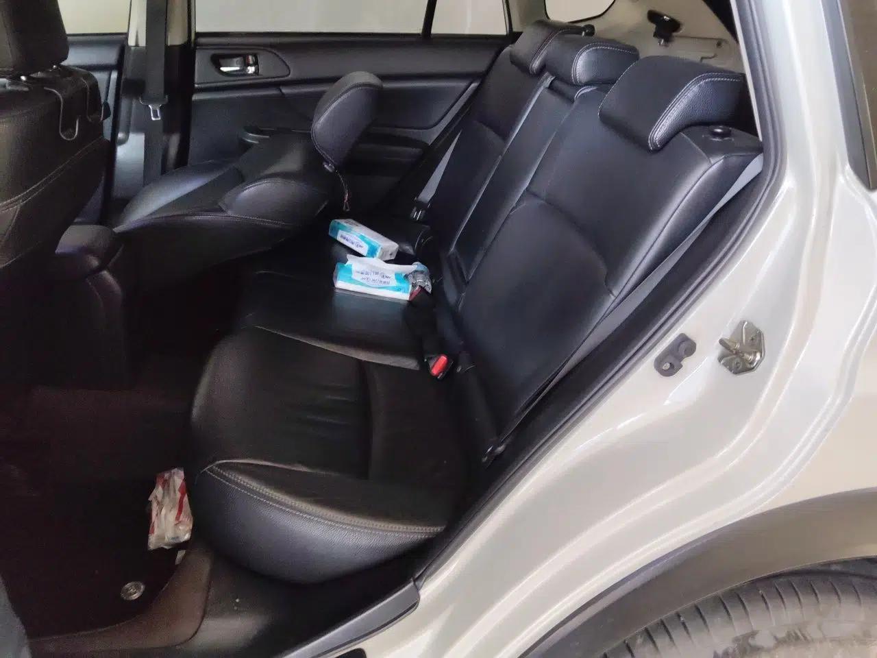 Subaru XV 2012 2.0i Elite Edition — миниатюра 18