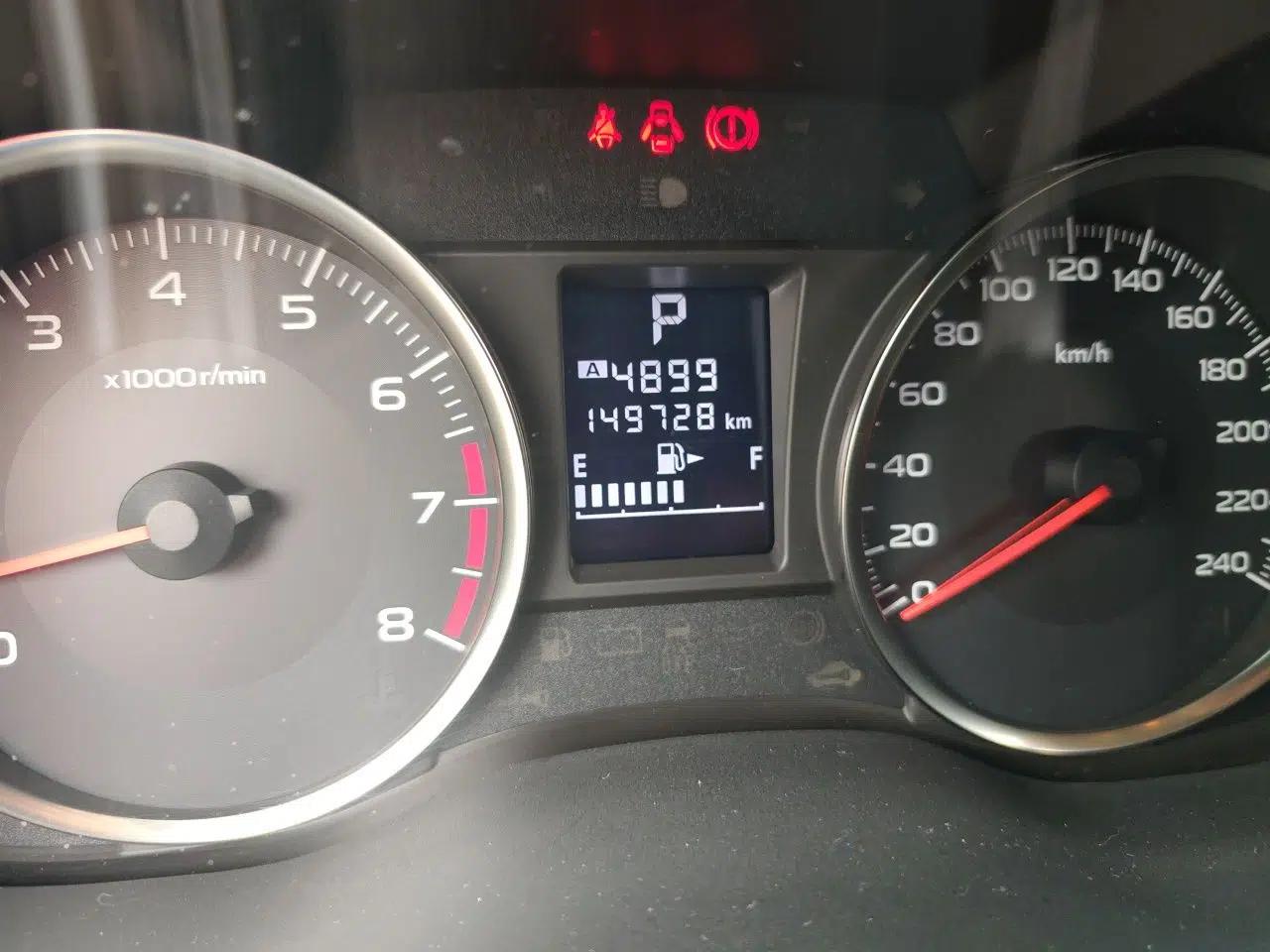 Subaru XV 2012 2.0i Luxury Edition — миниатюра 13