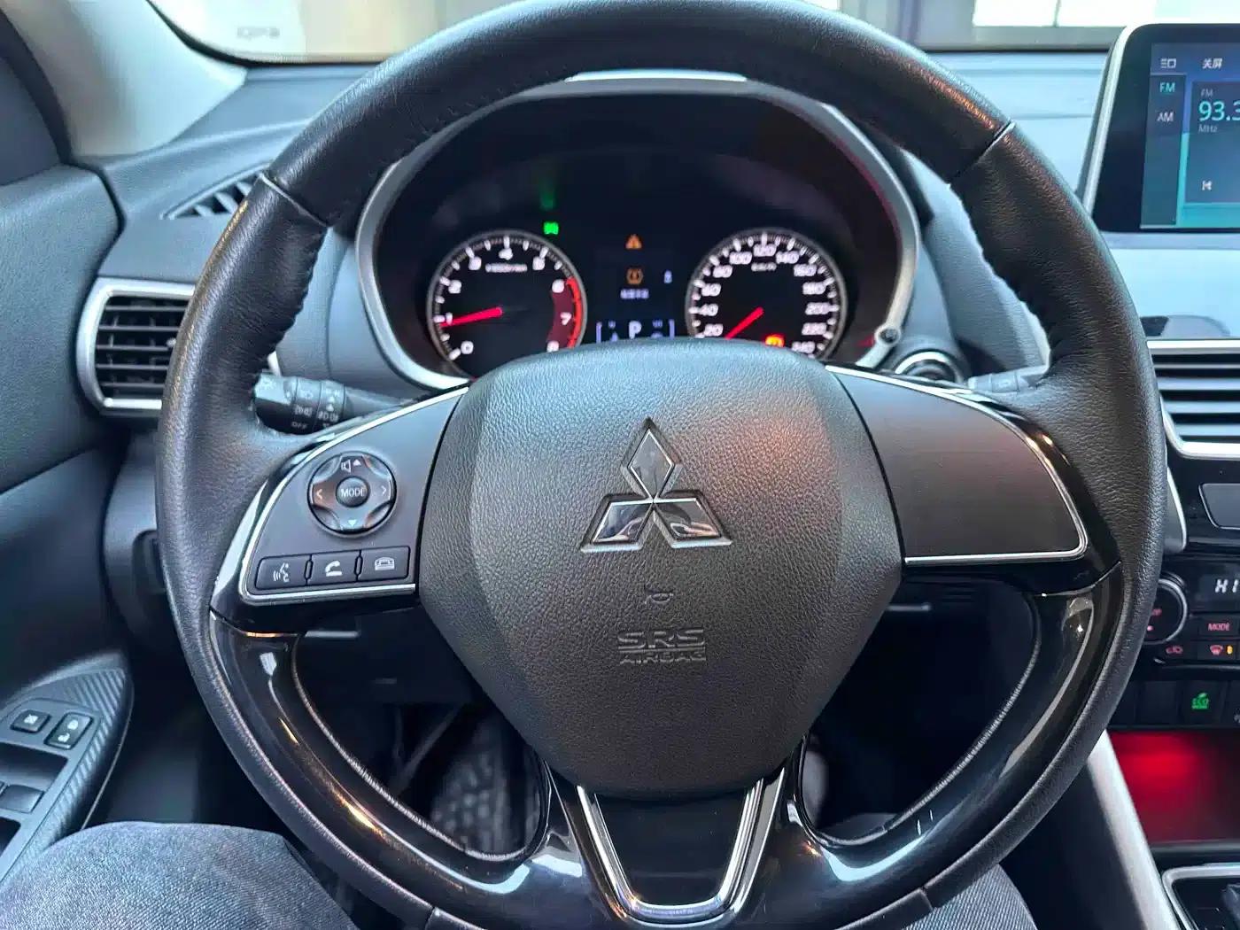 Eclipse Cross 2021 1.5T CVT 2WD Dream Edition — миниатюра 12