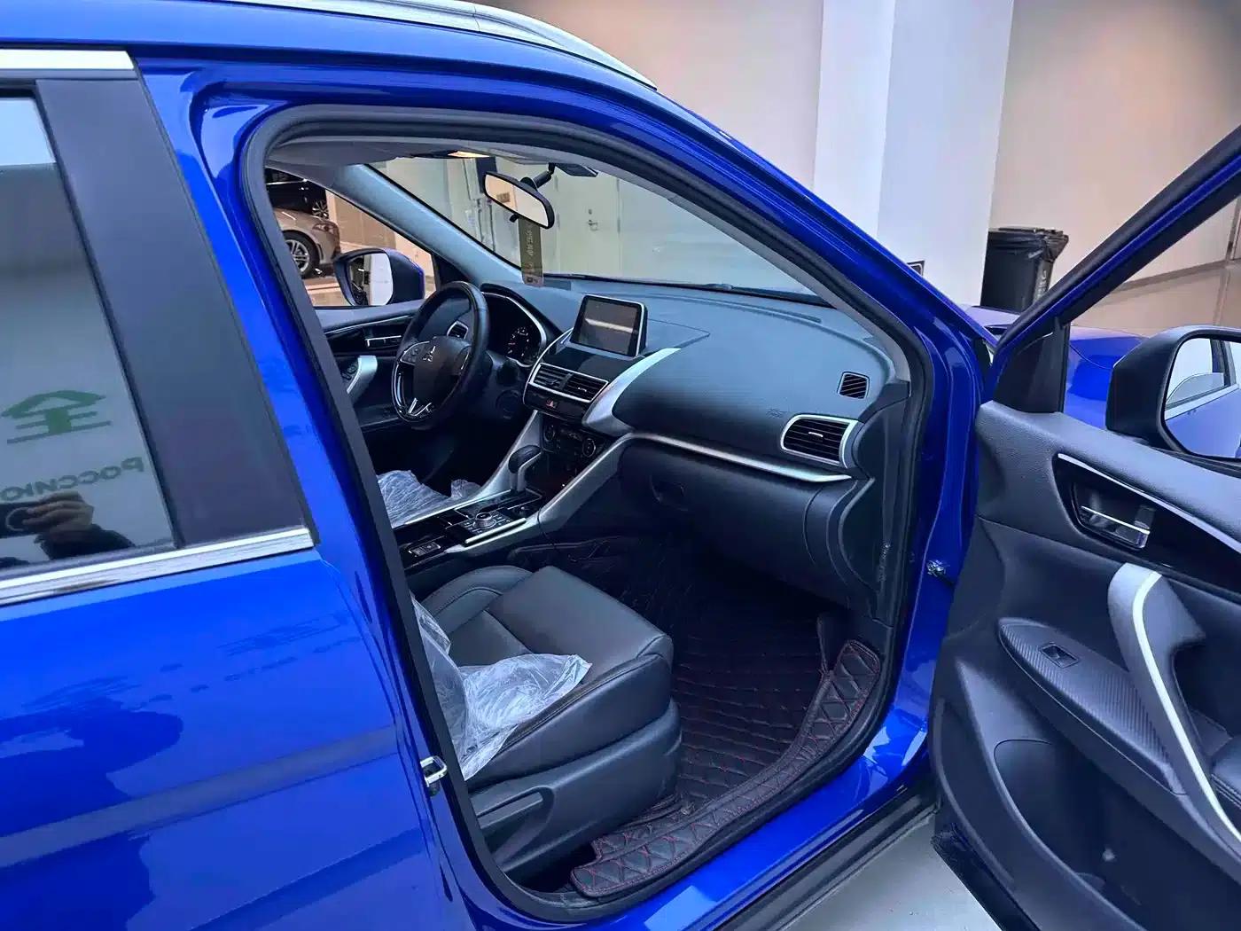 Eclipse Cross 2021 1.5T CVT 2WD Dream Edition — миниатюра 10