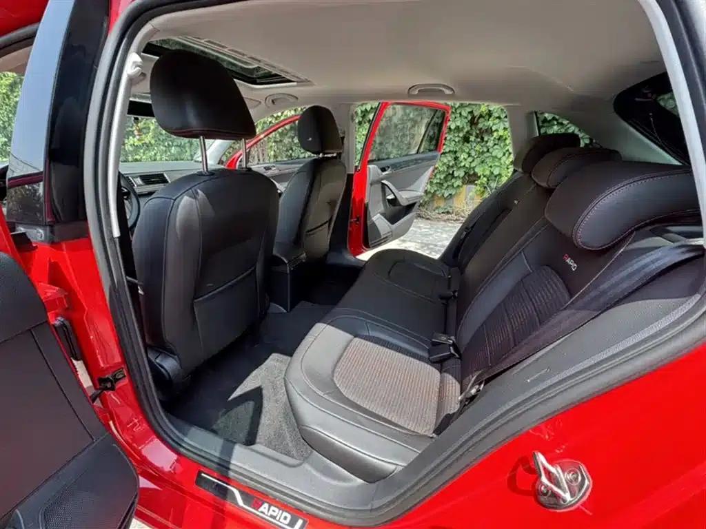 Rapid Spaceback 2016 Facelift 1.6L Automatic Smart Edition — миниатюра 19