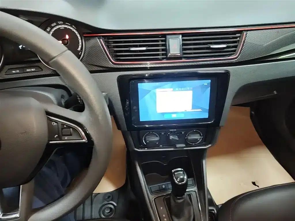 Rapid 2020 1.5L Automatic Comfort Edition — миниатюра 13