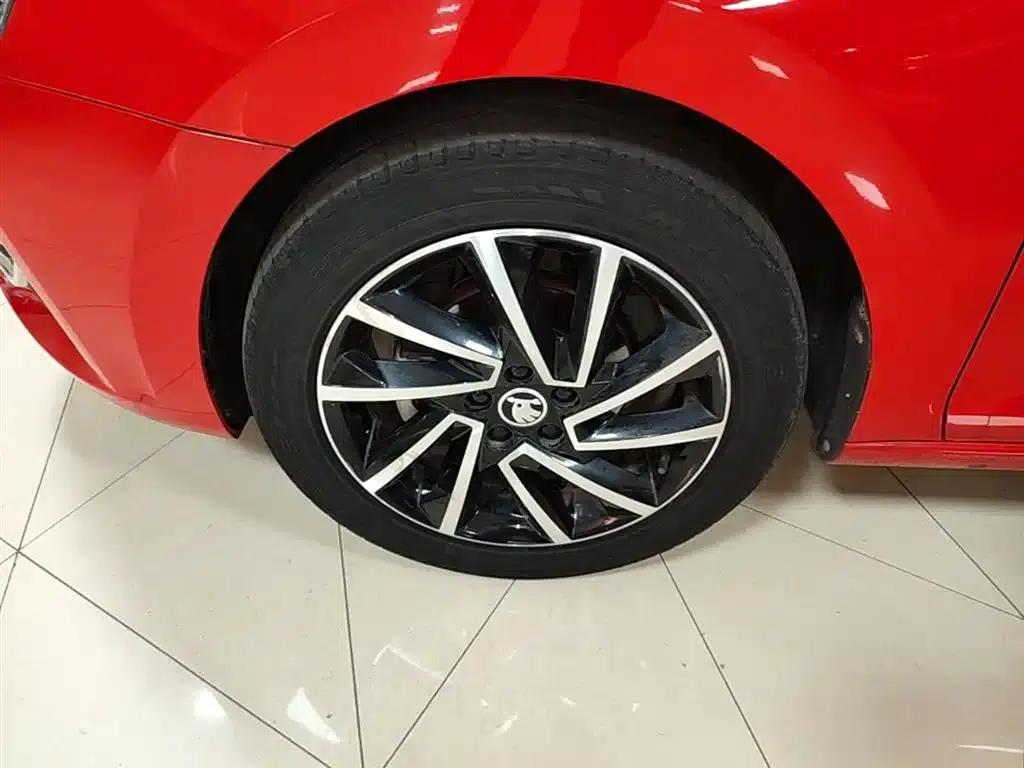 Rapid 2020 1.5L Automatic Comfort Edition — миниатюра 23