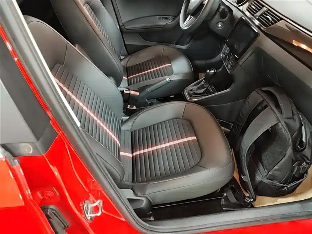 Rapid 2020 1.5L Automatic Comfort Edition — миниатюра 25