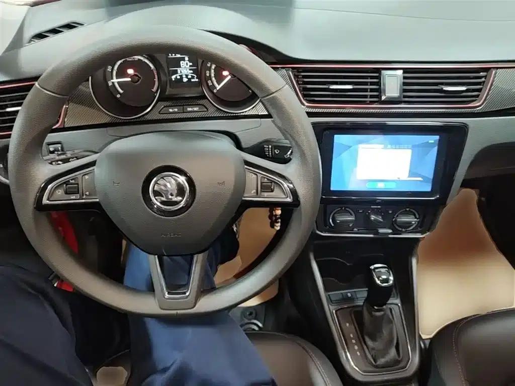 Rapid 2020 1.5L Automatic Comfort Edition — миниатюра 10