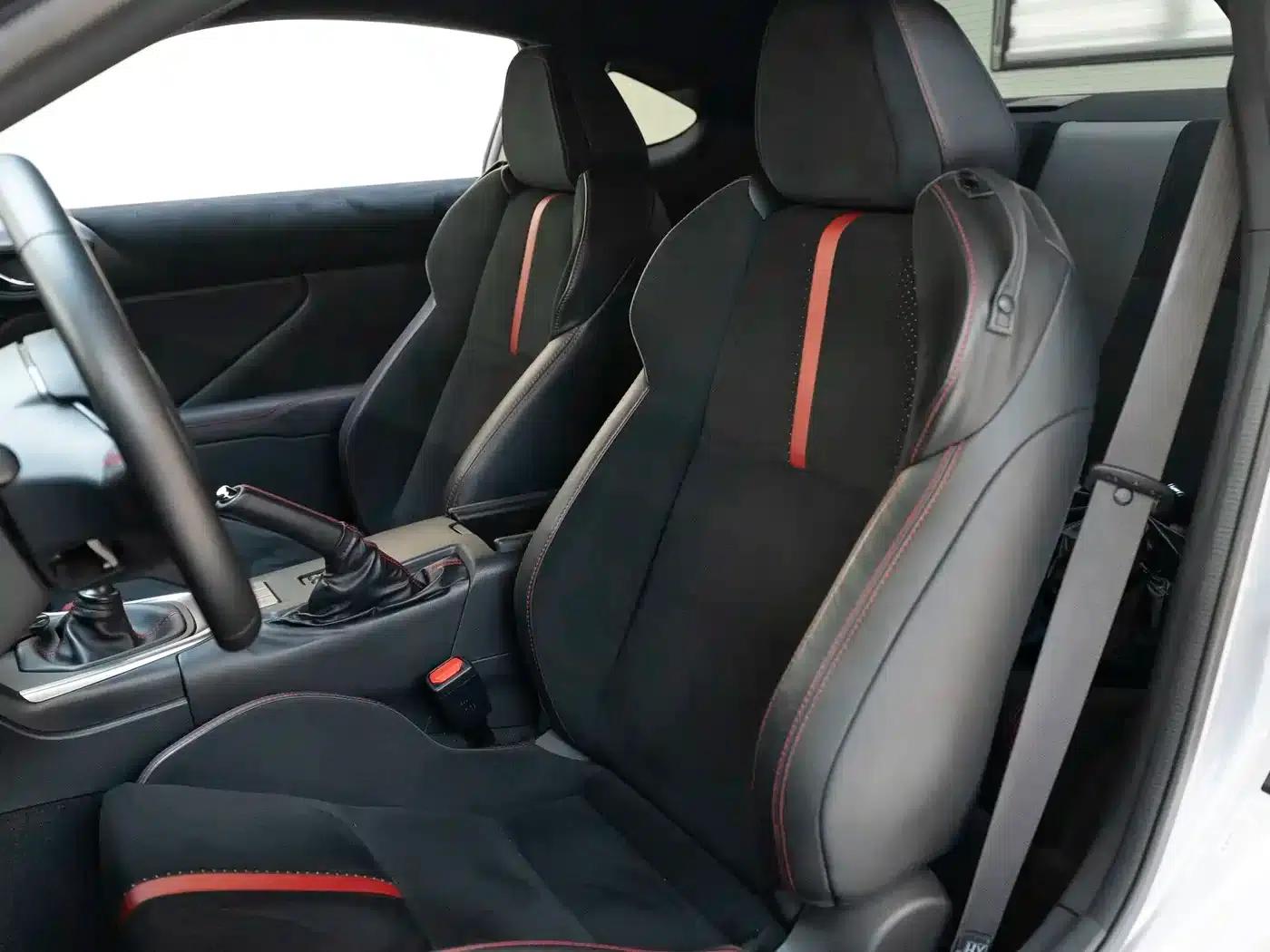 2022 Subaru BRZ 2.4L Manual — миниатюра 6