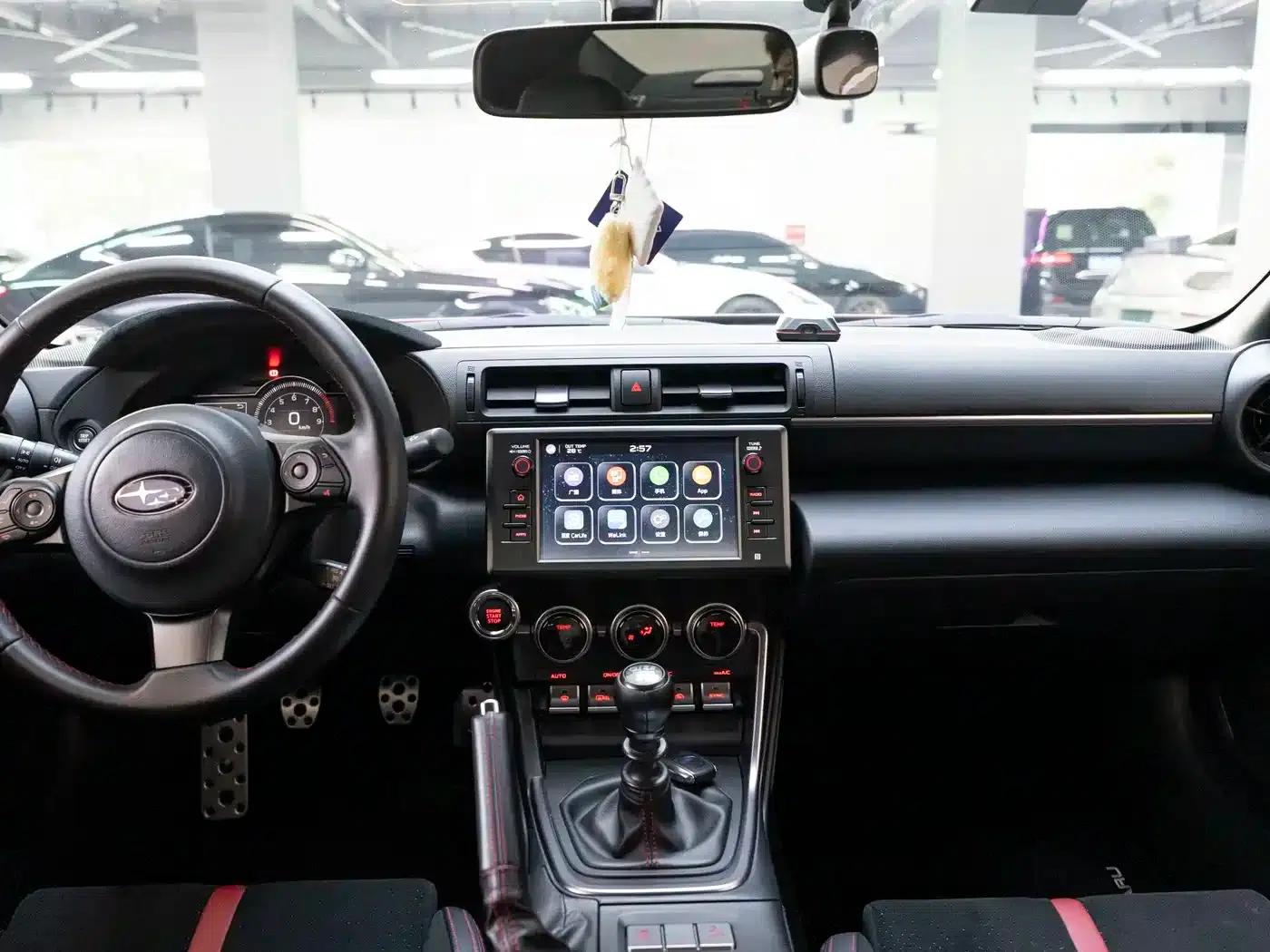 2022 Subaru BRZ 2.4L Manual — миниатюра 8