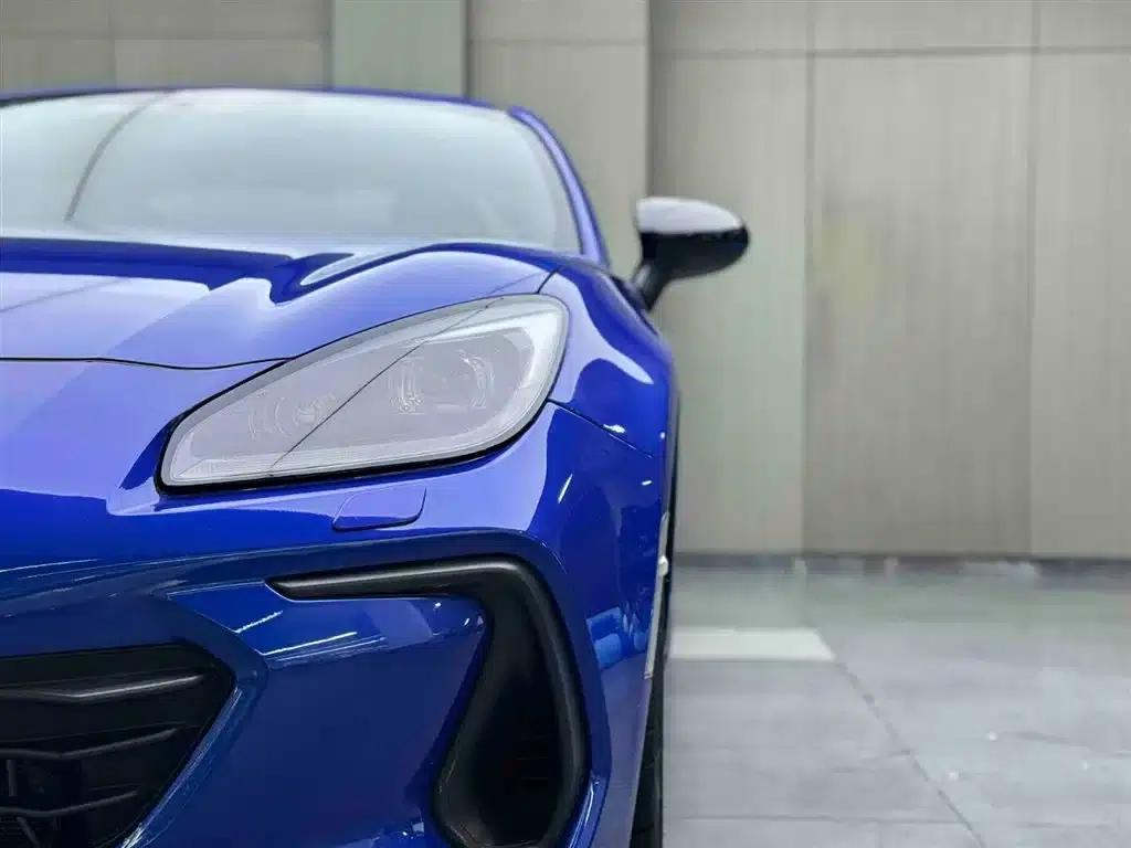 Subaru BRZ 2023 2.4L Manual 10th Anniversary Edition — миниатюра 8