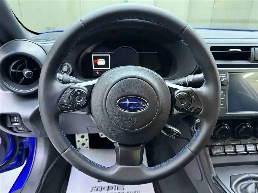 Subaru BRZ 2023 2.4L Manual 10th Anniversary Edition — миниатюра 10