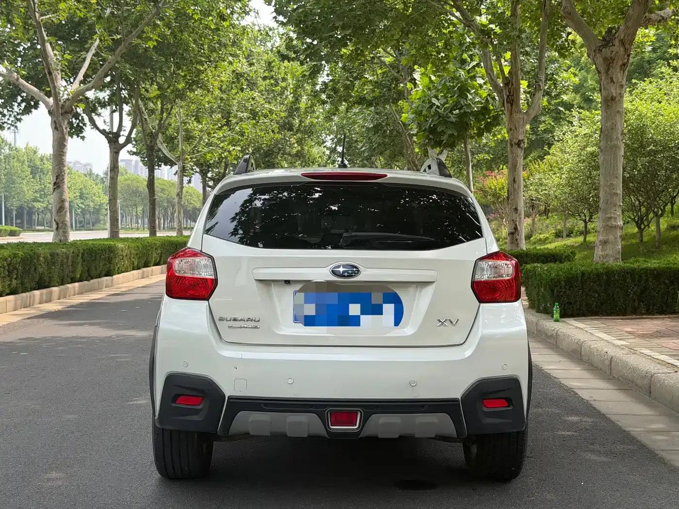 Subaru XV 2014 2.0i Elite Edition — миниатюра 11