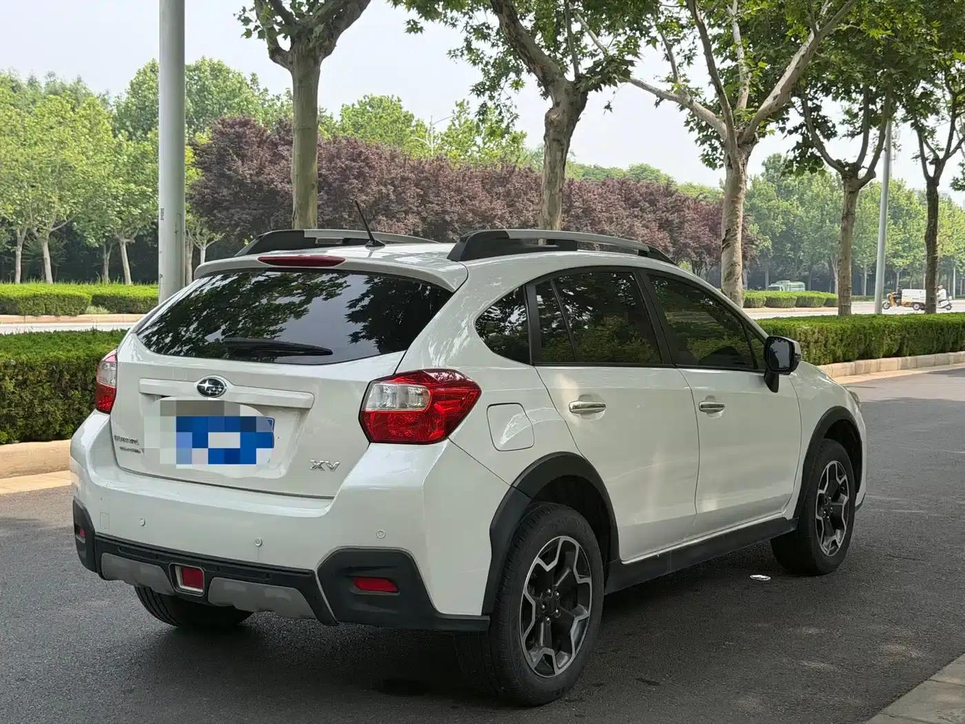 Subaru XV 2014 2.0i Elite Edition — миниатюра 12