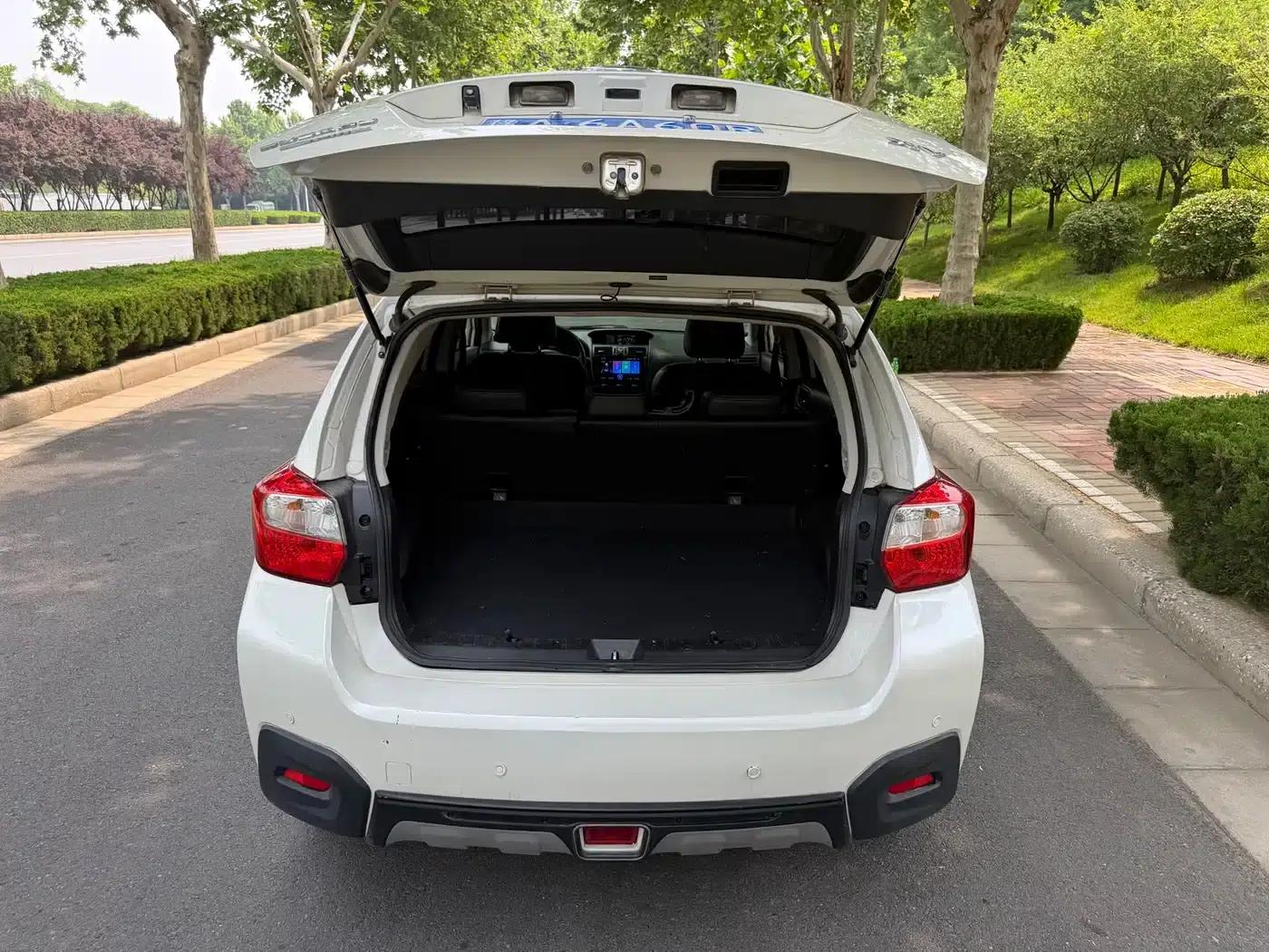 Subaru XV 2014 2.0i Elite Edition — миниатюра 13