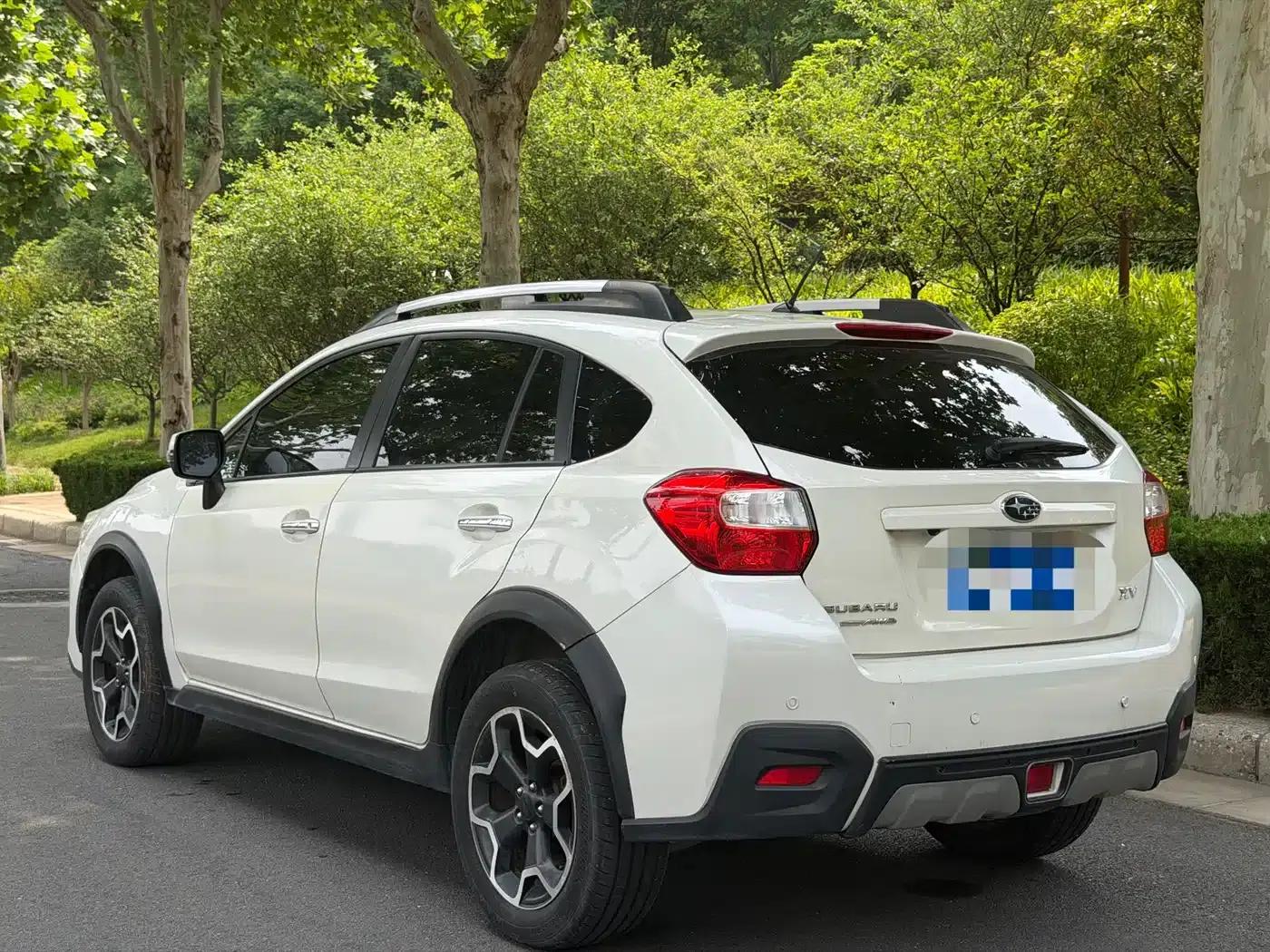 Subaru XV 2014 2.0i Elite Edition — миниатюра 10