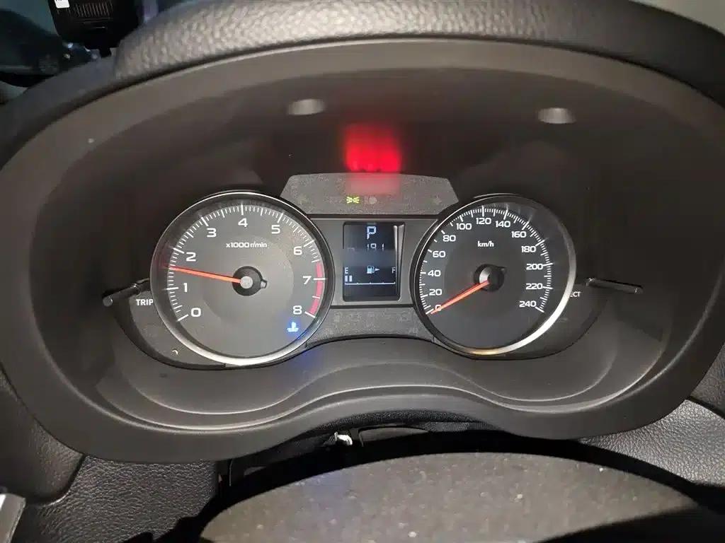 Subaru XV 2016 2.0i Comfort Navigation Edition — миниатюра 4