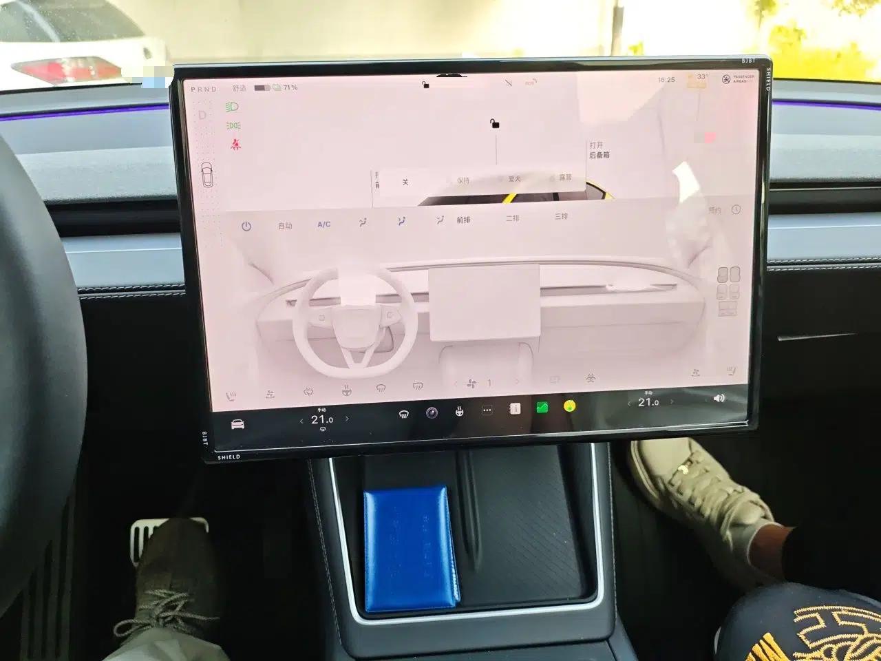 Tesla Model Y L 2025 Model Long-Range All-Wheel-Drive Version — миниатюра 14
