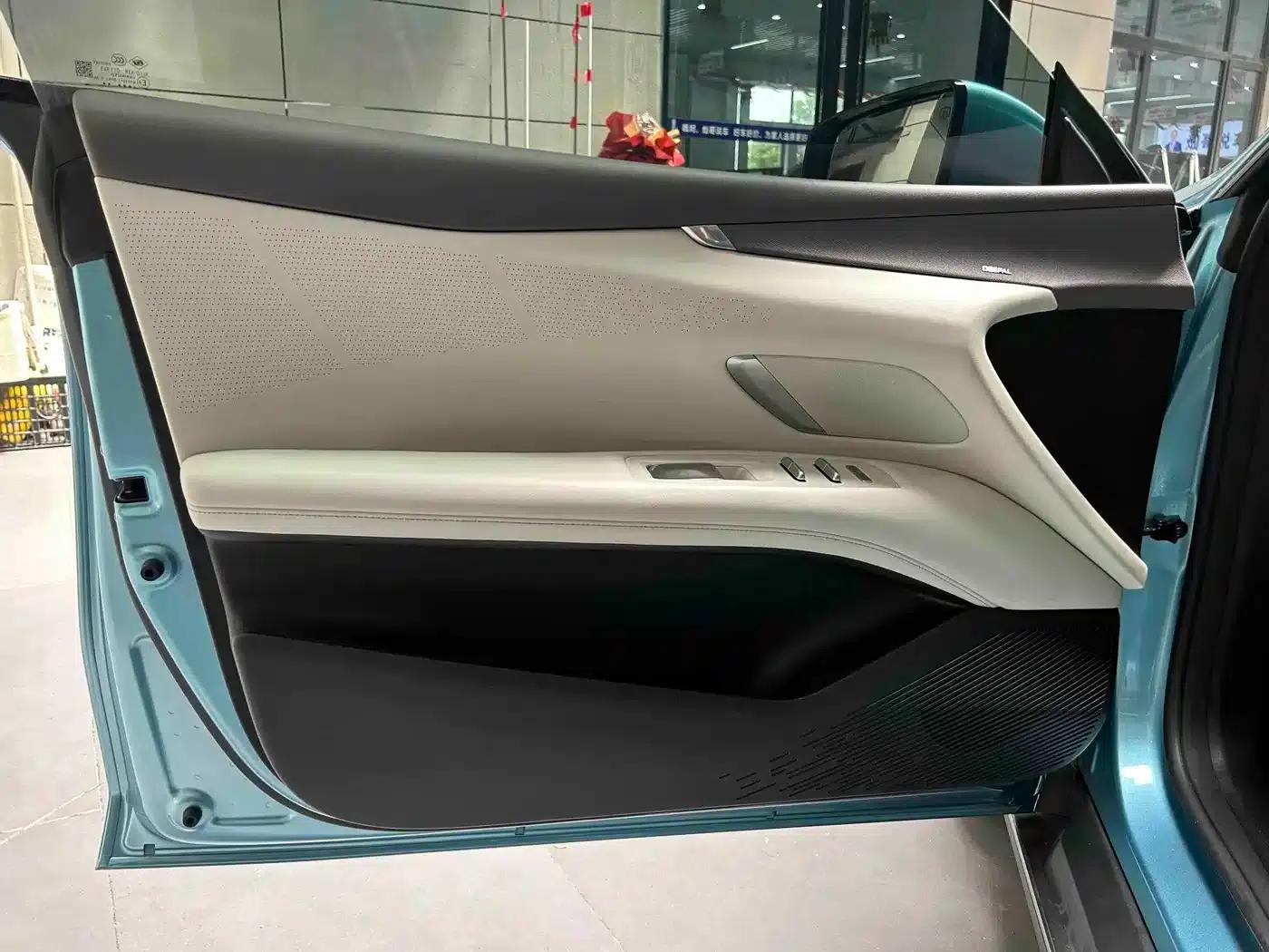 Deep Blue L07 2024 Model 230Max Qiankun Intelligent Driving ADS SE Extended Range Version — миниатюра 11