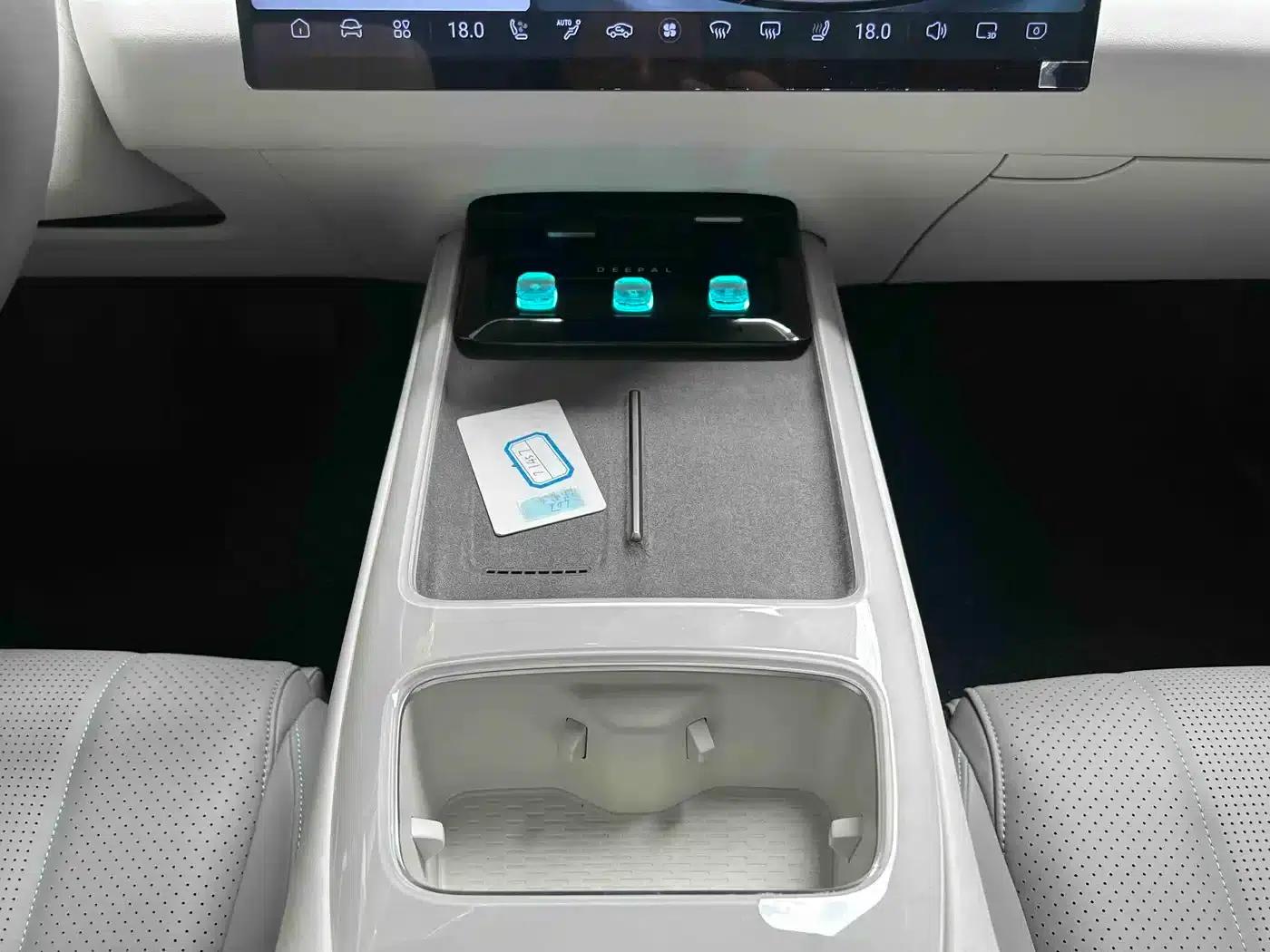 Deep Blue L07 2024 Model 230Max Qiankun Intelligent Driving ADS SE Extended Range Version — миниатюра 8