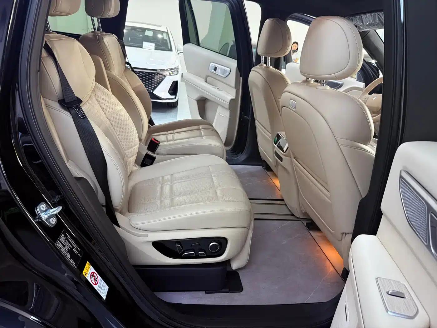 Deep Blue S09 2025 Model, 4WD Ultra+ Premium Edition — миниатюра 13