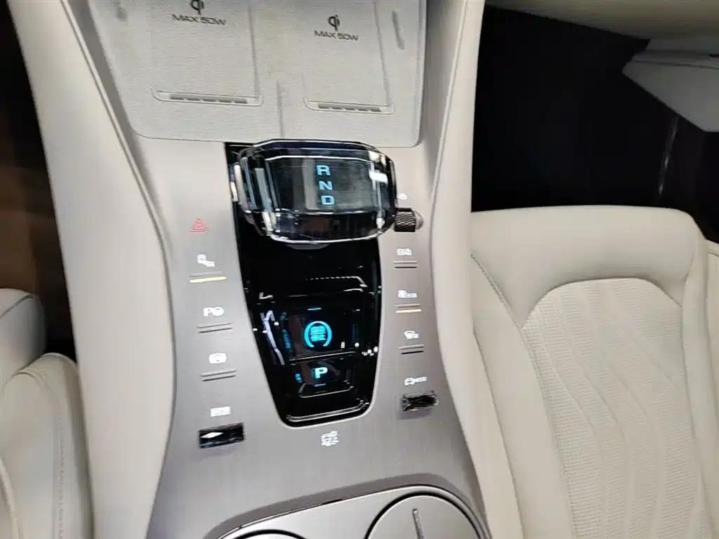 Denza N7 2025 702 Intelligent Driving Dual Laser Premium Edition — миниатюра 14